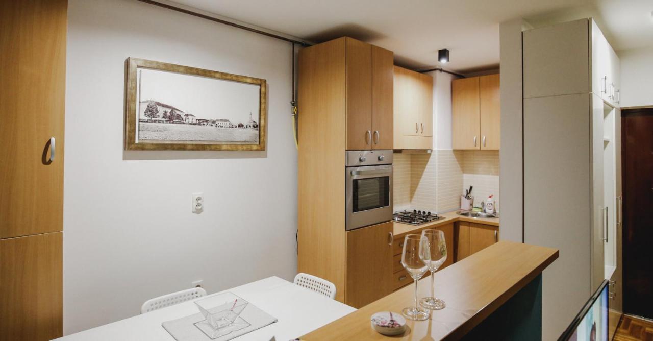 Prestige Apartment ゴルニ・ミラノヴァツ エクステリア 写真