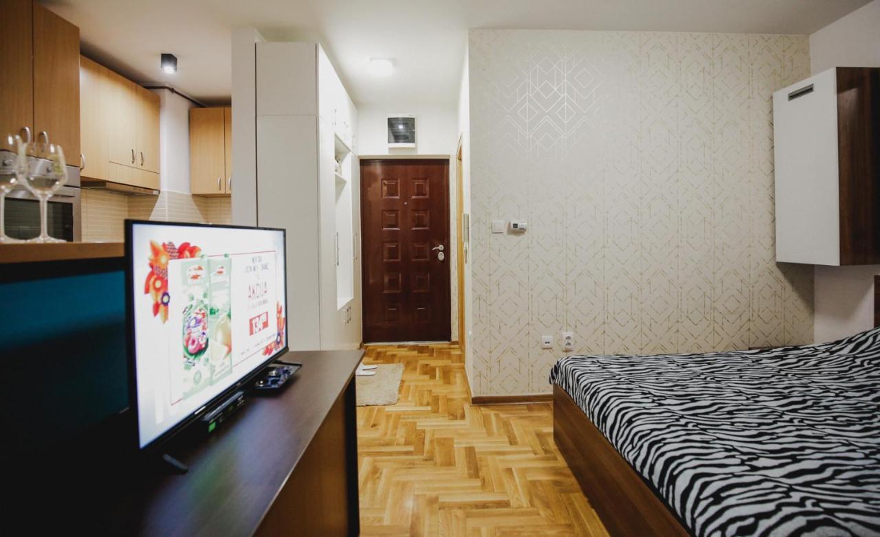Prestige Apartment ゴルニ・ミラノヴァツ エクステリア 写真